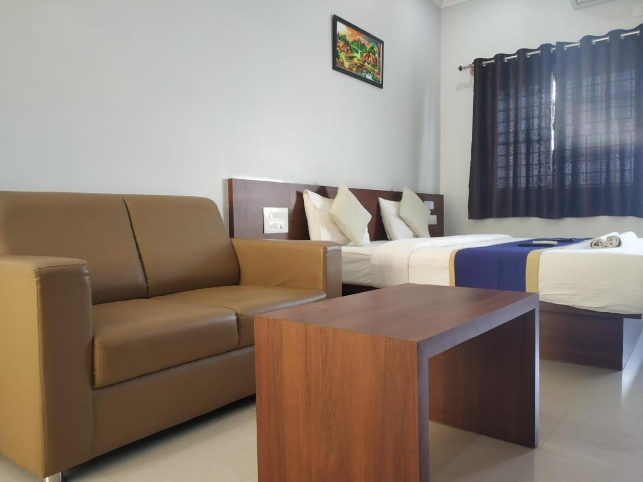Hotel Gateway Suites Bangalore Airport Yelahanka Dış mekan fotoğraf